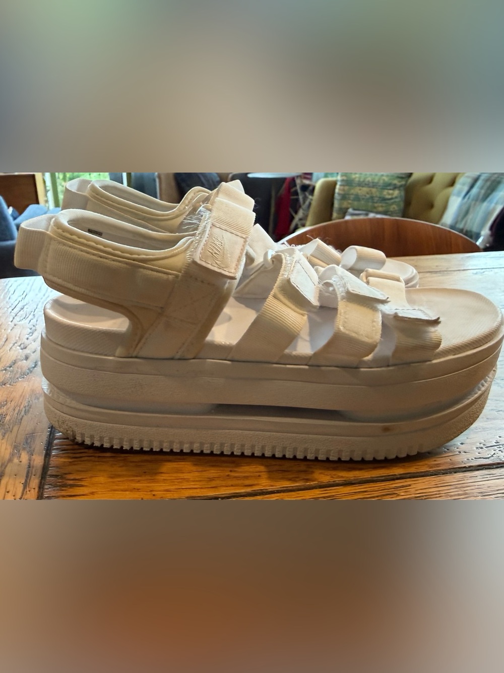 Nike Icon Classic Platform Sandals Women’s White Size 6 - Picture 4 of 9